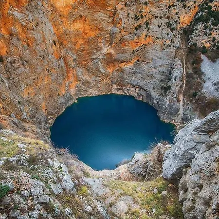 Sennia Βίλα Runovic